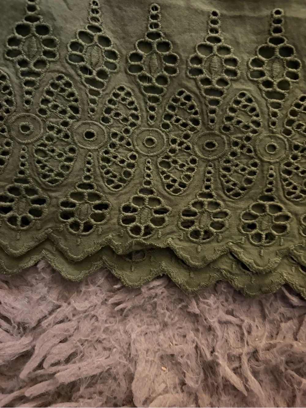 Sage green GAP lace eyelet embroidered scalloped hem tiered mini skirt sz 10 - Picture 5 of 7